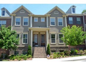 1644 Sabastian Point in Atlanta, GA - Building Photo - Building Photo