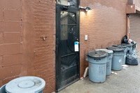 107 Hoyt St in Brooklyn, NY - Foto de edificio - Building Photo