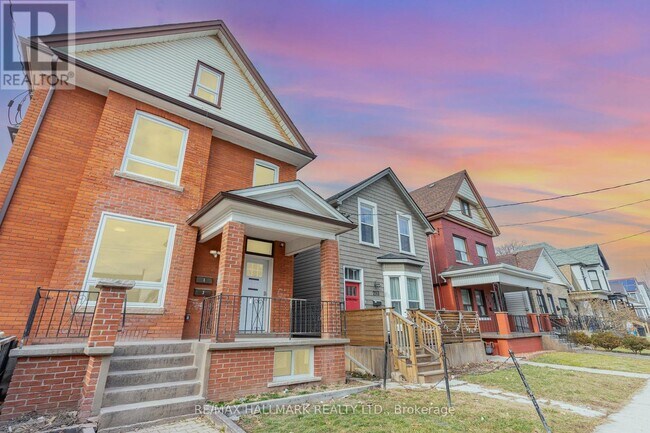 property at 291 Emerald St N