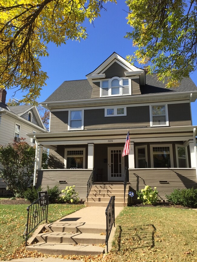 property at 3224 Holmes Ave S