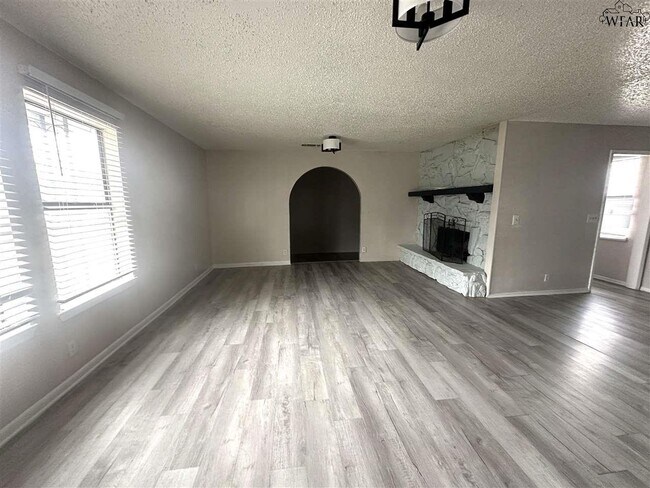 1 Bandera Cir in Wichita Falls, TX - Building Photo - Building Photo