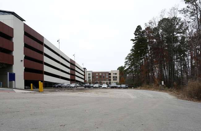 Tower at Lakeview in Durham, NC - Building Photo - Building Photo