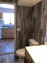 2420 Freeman Dr, Unit 3 in Frazier Park, CA - Building Photo - Building Photo