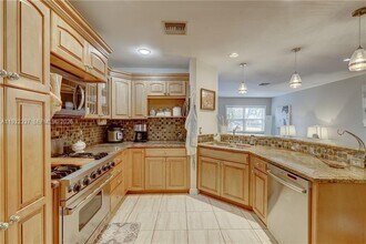 801 NE 17th St in Fort Lauderdale, FL - Building Photo - Building Photo