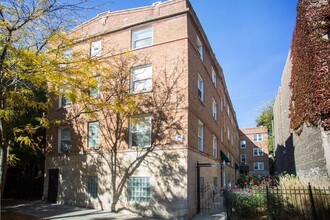 717 W Barry Ave-Unit -2W in Chicago, IL - Building Photo - Building Photo