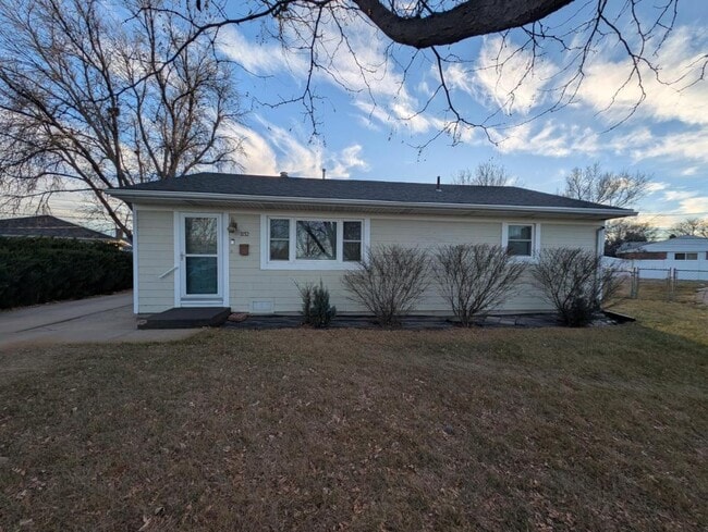 property at 1132 S 10th Ave