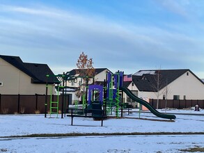 2171 E Hidcote St in Meridian, ID - Building Photo - Building Photo