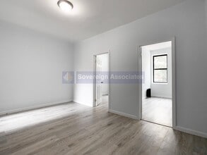 182 Claremont Ave, Unit 22 in New York, NY - Building Photo - Building Photo