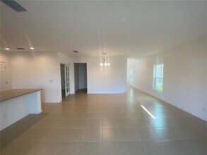 5045 Sparkling Water Wy in Kissimmee, FL - Building Photo - Building Photo