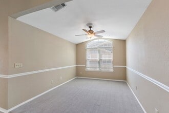 13810 Sutton Park Dr N in Jacksonville, FL - Building Photo - Building Photo