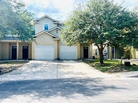 7811 Kingsbury Way in San Antonio, TX - Building Photo