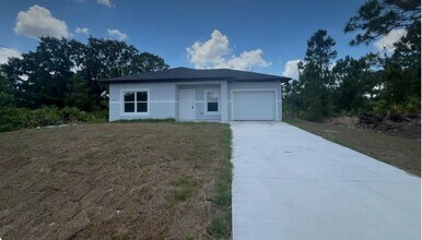 2816 22nd St SW in Lehigh Acres, FL - Building Photo - Building Photo