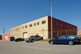 831 W California Ave in Oklahoma City, OK - Building Photo - Building Photo