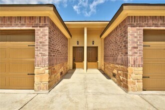 467 Jack Rabbit Ln in Buda, TX - Building Photo - Building Photo