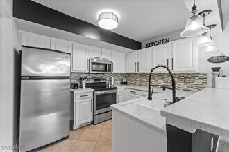 4109 Residence Drive in Ft. Myers, FL - Building Photo - Building Photo