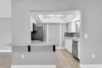 2006 S Beneva Rd in Sarasota, FL - Building Photo - Building Photo