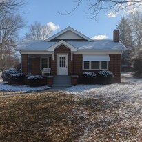 511 Alamance Rd in Burlington, NC - Building Photo