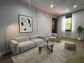 2 Balsam Ave S in Hamilton, ON - Building Photo
