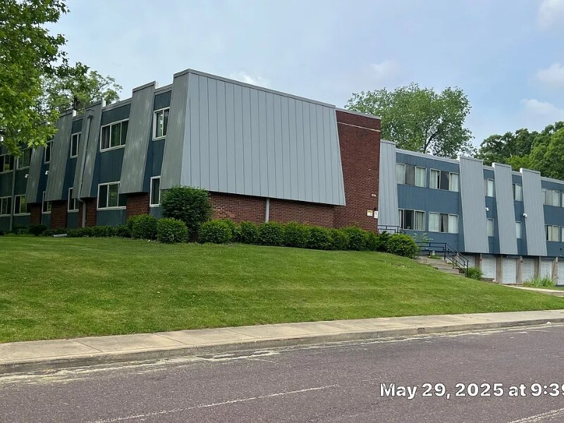 1226 E Maywood Ave in Peoria, IL - Building Photo