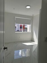 1453 W 29th St in Hialeah, FL - Building Photo - Building Photo
