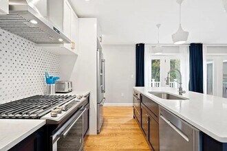 63 Perrin St in Boston, MA - Building Photo - Building Photo