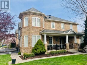 1291 Glenayr Gate in Oakville, ON - Building Photo - Building Photo