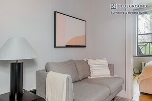 246 Mott St in New York, NY - Building Photo