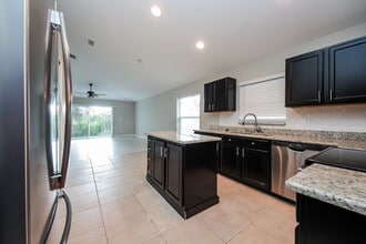 2774 Eagle Canyon Dr S in Kissimmee, FL - Building Photo - Building Photo