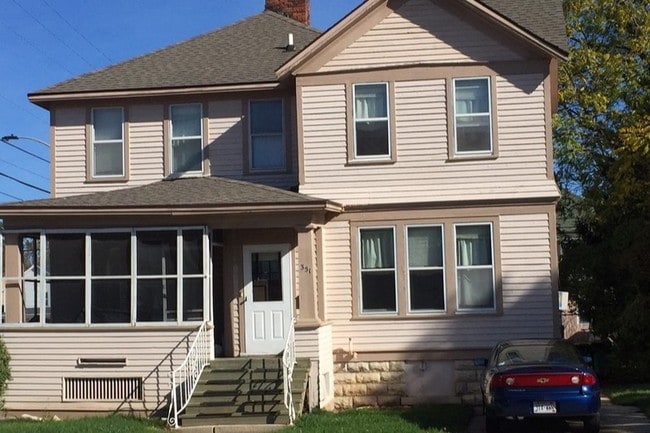 20 W 9th St in Fond du Lac, WI - Building Photo - Building Photo