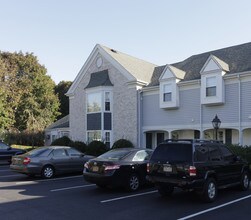 Fairfield Meadows in Port Jefferson Station, NY - Building Photo - Building Photo