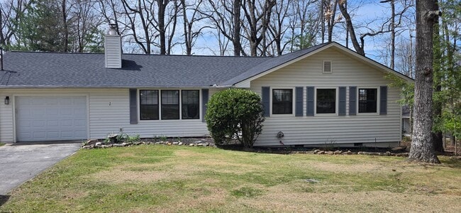 property at 20 Druid Cir