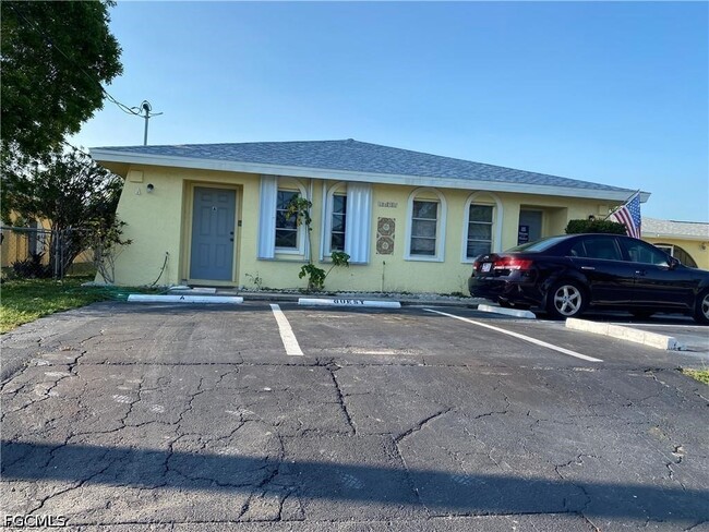 property at 1245 SE 8th St