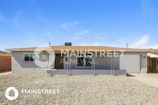 4714 N 49th Dr in Phoenix, AZ - Building Photo