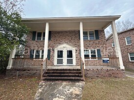 7032 Fairmont Rd in Columbia, SC - Building Photo