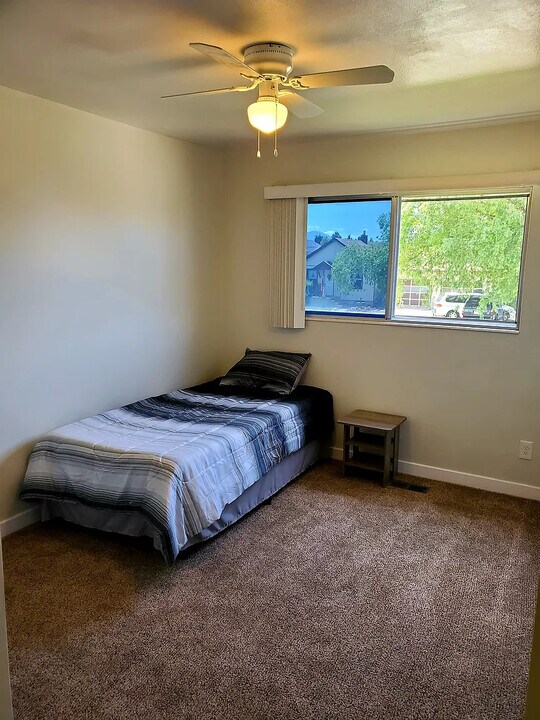 709 E 600 N, Unit Bedroom Closet B in Orem, UT - Building Photo