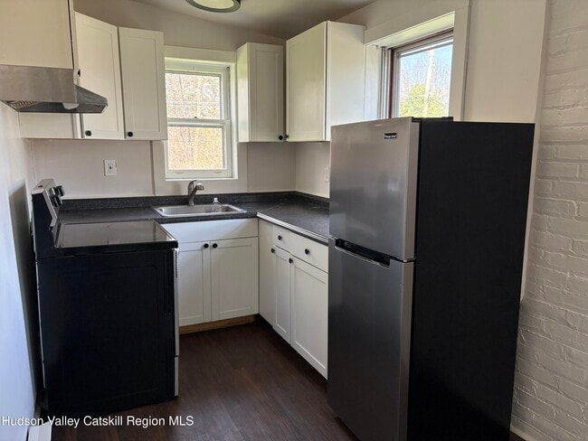 103-105-105 Flatbush Camp Rd in Saugerties, NY - Building Photo - Building Photo