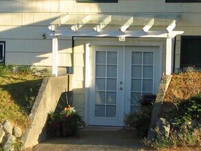 8116 Linden Ave N in Seattle, WA - Building Photo - Building Photo