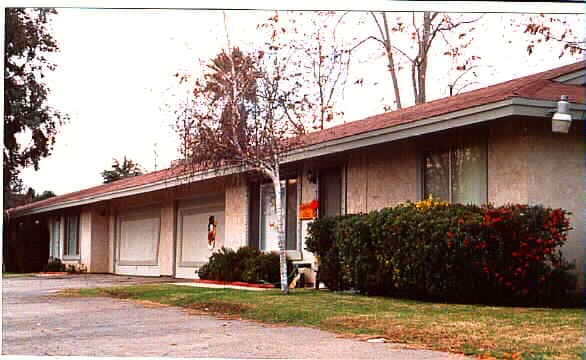 12532 15th St in Yucaipa, CA - Building Photo