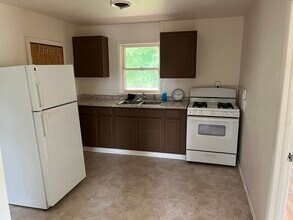 36 Mitchell St, Unit B in Norwich, NY - Building Photo - Building Photo