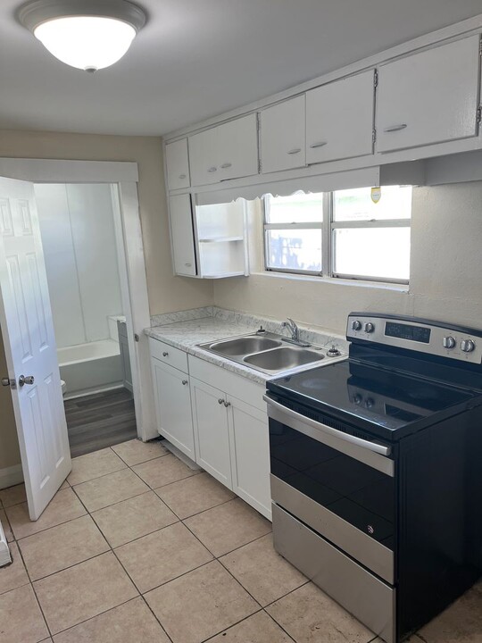 1316 N New York Ave in Lakeland, FL - Building Photo