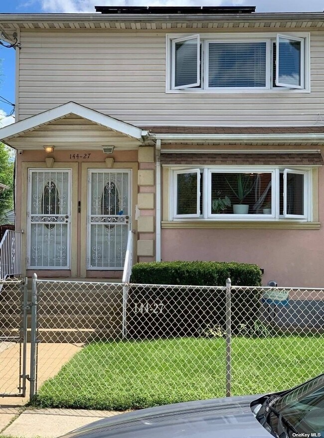 14427 229th St, Unit 2ND Floor