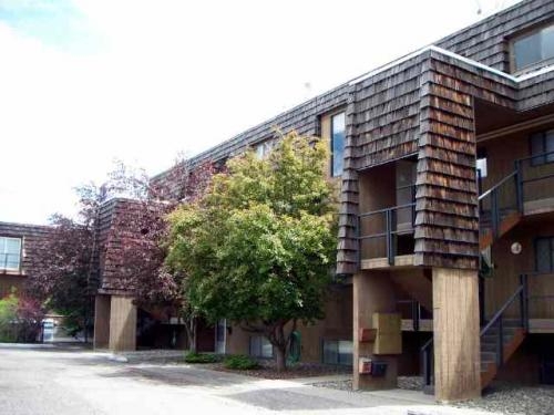 Edge water in Livingston, MT - Foto de edificio - Building Photo