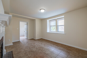 3413-3415 Race St in Philadelphia, PA - Building Photo - Interior Photo