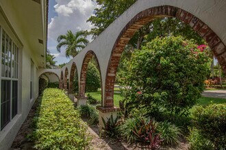 6749 S Grande Dr in Boca Raton, FL - Building Photo - Building Photo