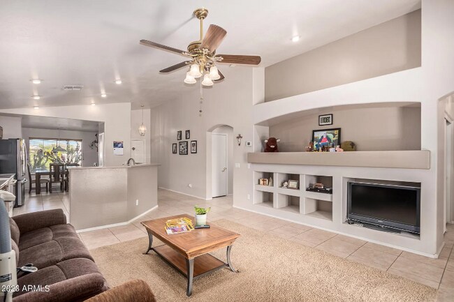 1537 E Alba Dr in Casa Grande, AZ - Building Photo - Building Photo