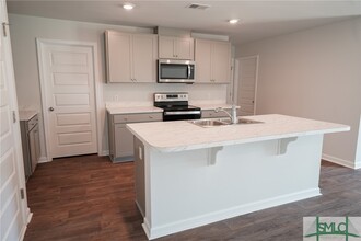 110 Painted Lady Lp in Savannah, GA - Building Photo - Building Photo