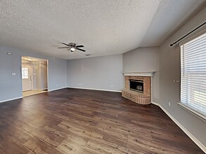 8025 Jolie Dr in Fort Worth, TX - Building Photo - Building Photo