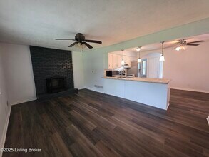 4504 St Claude Dr in Louisville, KY - Building Photo - Building Photo