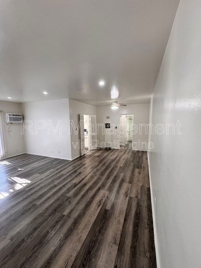 11939 Albers St in Los Angeles, CA - Building Photo - Building Photo