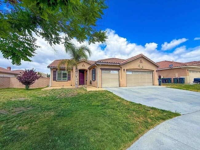 property at 963 Silver Dust Trl